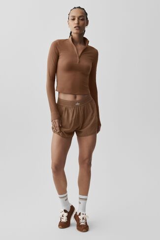 Alo Yoga ALO Softsculpt Precision 1/4 Zip Long Sleeve - Sun Kissed Brown in Kuwait