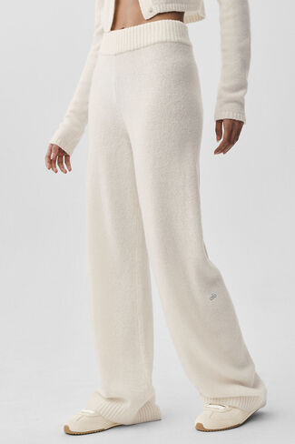 Alo Yoga Wool Cashmere High-Waist New Class Wide Leg Pant - Ivory in Kuwait