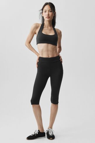 Alo Yoga ALO Softsculpt Shoreline Capri - Black in Kuwait