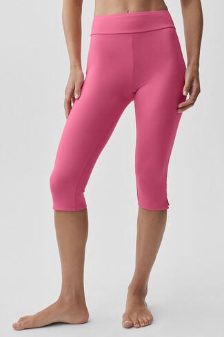 Alo Yoga ALO Softsculpt Shoreline Capri - Paradise Pink in Kuwait