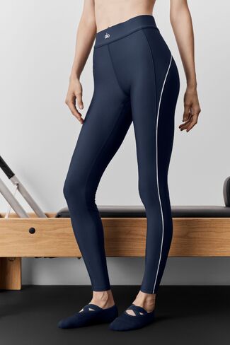 Alo Yoga Airlift High-Waist 7/8 Speedwork Legging - Navy in Saudi Arabia