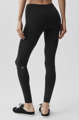 Alo Yoga Airbrush Mid-Rise 7/8 Legging - Black in Kuwait