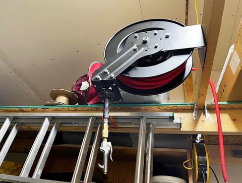 SANFU بكرة خرطوم هواء قابلة للسحب على الحائط والسقف مع خرطوم هجين مقاس 3/8 بوصة × 50 قدمًا مع 3 أقدام من الرصاص، بكرة فولاذية متينة تعمل بالهواء المضغوط وترجيع تلقائي 300 رطل لكل بوصة مربعة in Kuwait