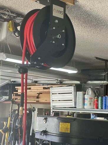 SANFU بكرة خرطوم هواء قابلة للسحب على الحائط والسقف مع خرطوم هجين مقاس 3/8 بوصة × 50 قدمًا مع 3 أقدام من الرصاص، بكرة فولاذية متينة تعمل بالهواء المضغوط وترجيع تلقائي 300 رطل لكل بوصة مربعة in Kuwait