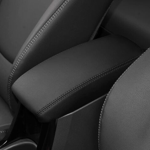 غطاء مسند ذراع وحدة التحكم DEYTOP لسيارة Toyota Corolla Cross 2022 2023 2024 غطاء وحدة التحكم المركزية للسيارة لسيارة Corolla Cross 2022 واقي مسند ذراع جلدي مضاد للخدش (أسود مع غرز سوداء) in Kuwait