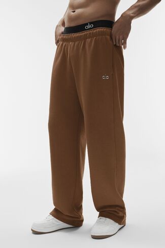 Alo Yoga Accolade Straight Leg Sweatpant - Sun Kissed Brown in Kuwait