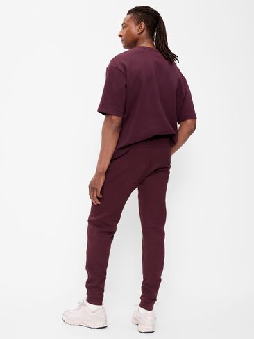 بنطال Old Navy Dynamic Fleece 4.0 - بني داكن داكن in Kuwait