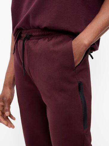 بنطال Old Navy Dynamic Fleece 4.0 - بني داكن داكن in Kuwait