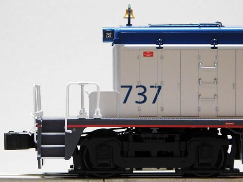 Amtrak Legacy SW1#737 in Kuwait