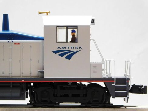 Amtrak Legacy SW1#737 in Kuwait