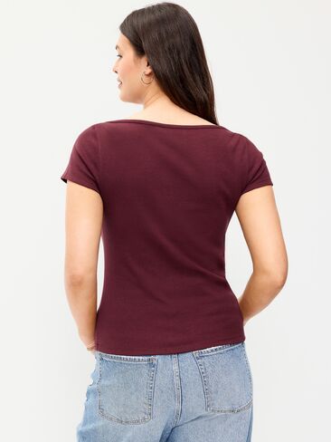 تي شيرت Old Navy ذو رقبة دائرية - Reddy Or Not in Kuwait