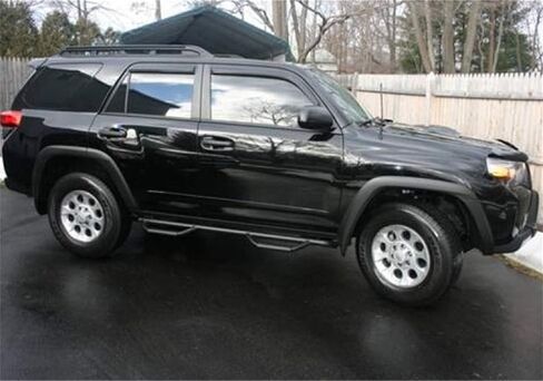 خطوات RealTruck Nerf لسيارة Toyota 4Runner | من العجلة إلى العجلة، أنابيب 3 بوصات، أسود مزخرف | T0260R | يناسب 2003-2009 Toyota 4 Runner 4 Door in Kuwait