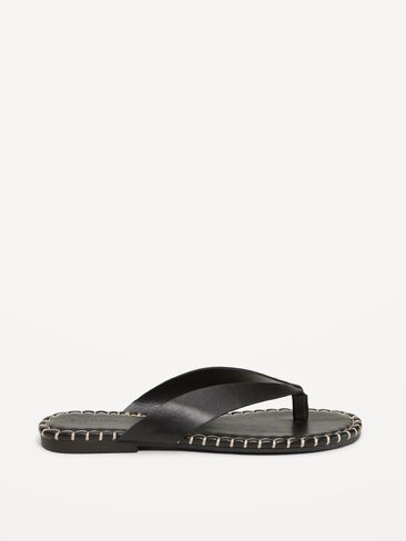 Old Navy Whipstich Flip-Flops for Women - Black Jack in Kuwait