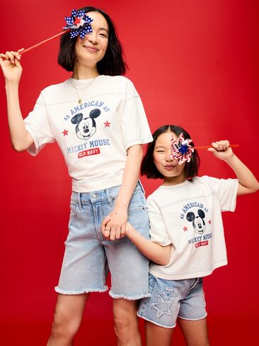 تيشيرت بتصميم كرة قدم للفتيات من Old Navy Old Navy x ديزني ميكي ماوس - ملح البحر in Kuwait