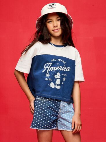 تيشيرت بتصميم كرة قدم للبنات من Old Navy Old Navy x ديزني ميكي ماوس - ازرق باسيفيك in Kuwait