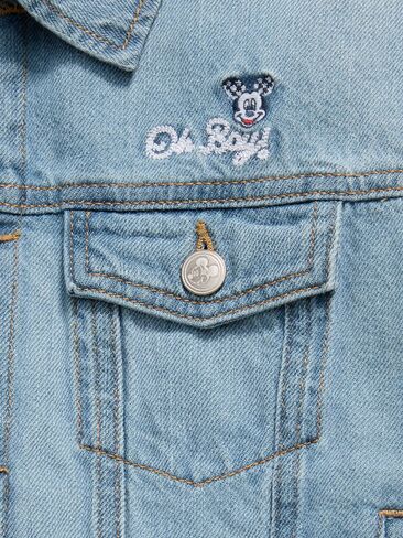 سترة Old Navy Old Navy x Disney Mickey Mouse محايدة للجنسين من قماش الدنيم للأطفال - غسيل متوسط in Kuwait