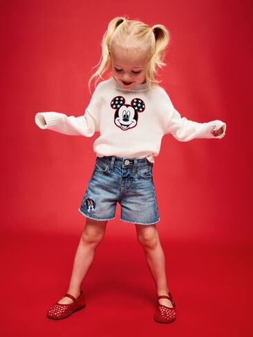 Old Navy Old Navy x Disney Minnie Mouse Embroidered Frayed-Hem Jean Shorts for Toddler Girls - Medium Wash in Kuwait