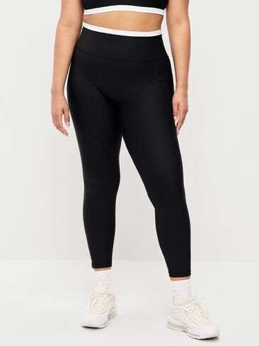 Old Navy طماق PowerSoft عالية الخصر بلا حدود 7/8 جيوب - بدون درزات أمامية - بلاك جاك in Kuwait