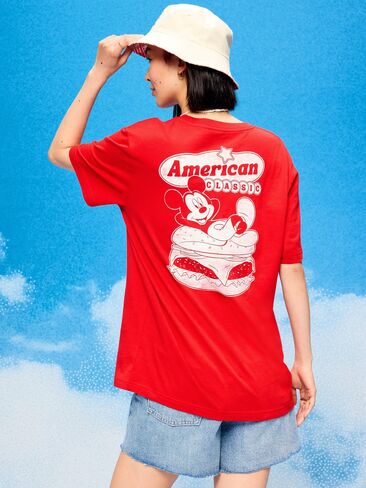 تي شيرت برسومات شعار ديزني ميكي ماوس للبالغين من Old Navy Old Navy x Disney Mickey Mouse - همبرغر in Kuwait
