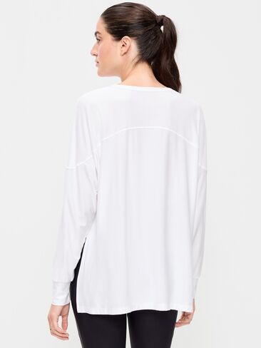 سترة طويلة الأكمام من Old Navy CloudMotion - ماجنوليا in Saudi Arabia