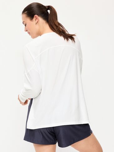 سترة طويلة الأكمام من Old Navy CloudMotion - ماجنوليا in Saudi Arabia