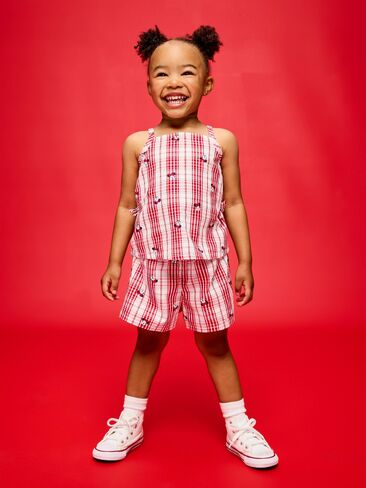 طقم شورت وبلوزة منقوشة بدون أكمام من Old Navy x Disney Minnie Mouse للفتيات الصغيرات - أبيض/أحمر منقوش in Kuwait