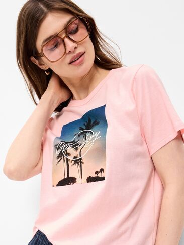 تي شيرت Old Navy EveryWear برقبة دائرية وشعار الماركة - وردي سماوي in Kuwait