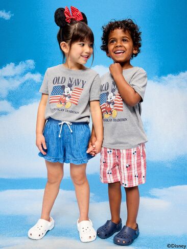 تي شيرت مطبوع عليه شعار Old Navy x Disney Mickey Mouse للجنسين للأطفال الصغار - رمادي in Saudi Arabia