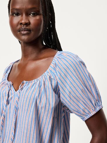 بلوزة فقاعية بأكمام قصيرة من Old Navy - شريط أحمر وأزرق in Kuwait