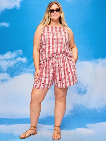 Old Navy Old Navy x Disney Minnie Mouse High-Waisted Plaid Shorts for Women - White/Red Plaid in Kuwait