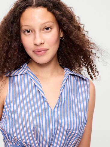 فستان قميص متوسط ​​الطول بدون أكمام بخصر ملفوف من Old Navy - شريط أزرق/أبيض/أحمر in Kuwait