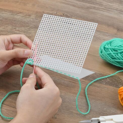 OctBird 39Pcs Plastic Canvas Kit, Mesh Plastic Canvas Sheets Kit Including 15 Pieces Clear Plastic Canvas, 12 Color Acrylic Yarn and Embroidery Tools for Embroidery Plastics Canvas Craft in Kuwait