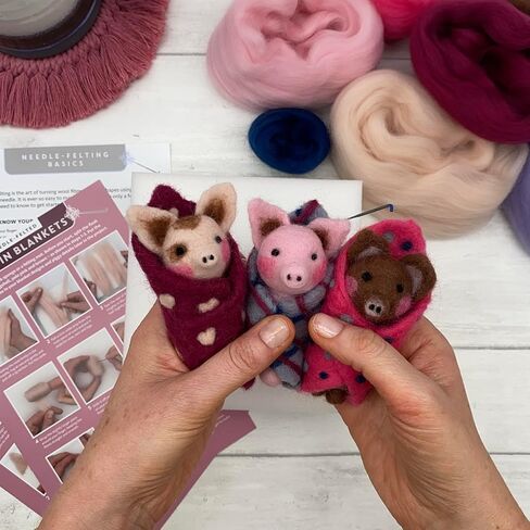 Bergin & Bath Needle Felting kit - Pigs in Blankets. A Festive Christmas Craft kit for Adults and Teens. Learn to Make Felted Decorations from Wool. in Kuwait