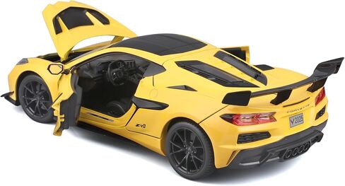 مايستو 1:18 إصدار خاص 2025 شيفروليه كورفيت ZR1، أصفر معدني in Kuwait