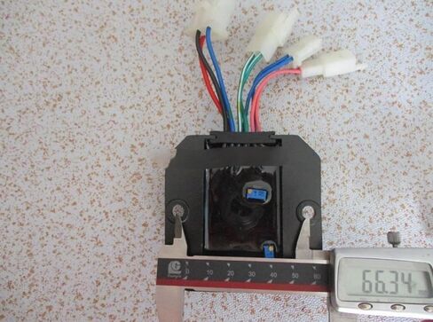 منظم الجهد 5KW 190A 210A 230A AVR 9 أسلاك متوافق مع آلة لحام 5KW in Kuwait