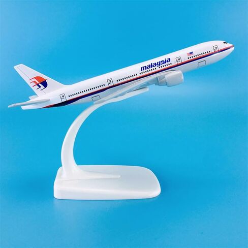 مقياس مصغر 1 400 لطائرة بوينغ B777-200 نموذج طائرة الخطوط الجوية الماليزية Aircra سبيكة ثابتة لعبة طائرة مجموعات اللعبة in Kuwait