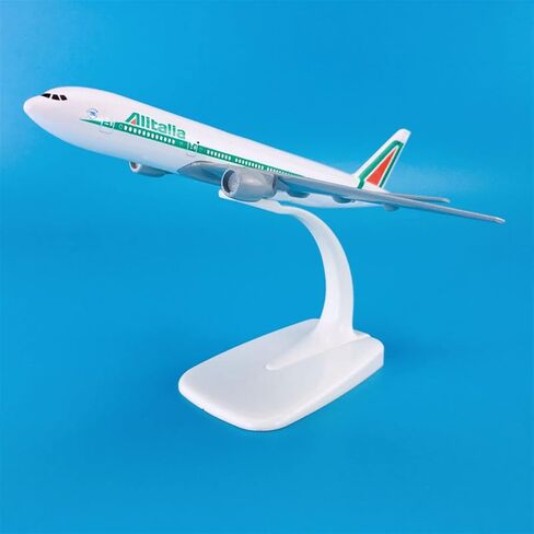 مقياس مصغر 1 400 لطائرة بوينغ B777-200 نموذج طائرة أليطاليا Aircraft سبيكة ثابتة لعبة طائرة مجموعات ألعاب in Kuwait