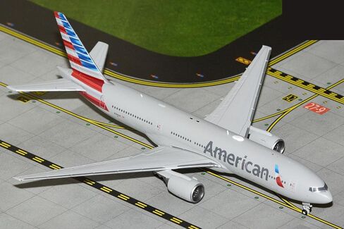 GeminiJets GJAAL2359 American Boeing 777-200ER N788AN; Scale 1:400 in Kuwait