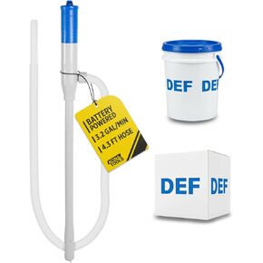مضخة DEF ضيقة المخرج تعمل بالبطارية (3.2 GPM)، مخرج ضيق لحاويات DEF، فوهة يدوية، مضخة تعمل بالبطارية AA مع خرطوم تفريغ 51 بوصة من KONA TOOLS in Kuwait