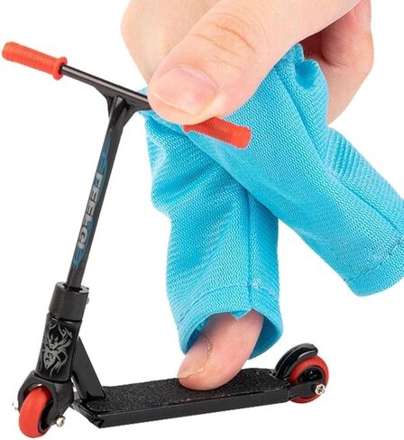 2Pcs Finger Scooter Set Scooter Finger Set Finger Skateboard Educational Bike Miniature Trick Roller Finger Skateboard Training Props in Kuwait