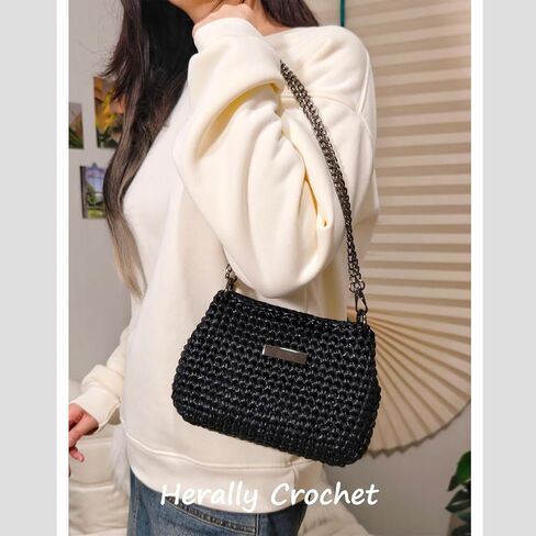 حقيبة Herally Crochet Kit التي يمكنك صنعها بنفسك للمبتدئين - تتضمن الخيوط والخطاف والإكسسوارات - مع دروس فيديو خطوة بخطوة - حقيبة كروشيه باللون الأسود in Kuwait