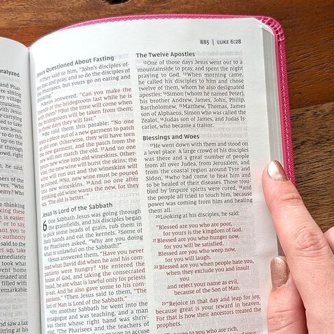 الكتاب المقدس NIV باللون الوردي المخصص من SacredBound للأطفال - اسم محفور للكتاب المقدس للأطفال، خط رفيع من الجلد | هدية مسيحية مخصصة للفتيات، حرف أحمر، طباعة مريحة (الاسم فقط) in Kuwait