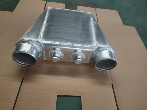 3.0" inside 3.5"outLiquid Core Aluminum 16.5"x13"x4.5"Air to Water Intercooler in Kuwait