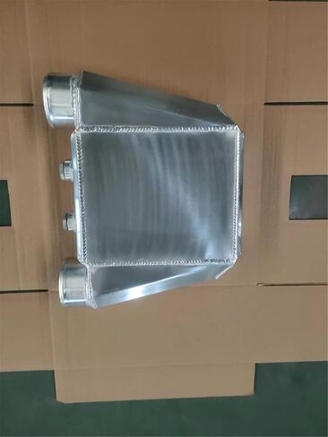 3.0" inside 3.5"outLiquid Core Aluminum 16.5"x13"x4.5"Air to Water Intercooler in Kuwait