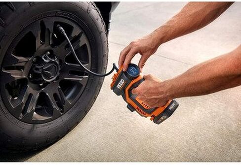 RIDGID 18V Digital Inflator - Battery & Charger Sold Separately - 150 PSI, 150 L/min, 20" Hose - Orange - Automatic, Battery Powered - Air Pump in Kuwait