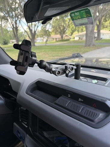 حامل هاتف مطور متوافق مع Ford Bronco 2021 2022 2023 2024 2025 2026 2/4 باب، حامل هاتف Bronco Dash لهاتف iPhone 17 16 15 14 13 12 Series Android جميع الهواتف الذكية (ليس لرياضة Bronco) in Kuwait