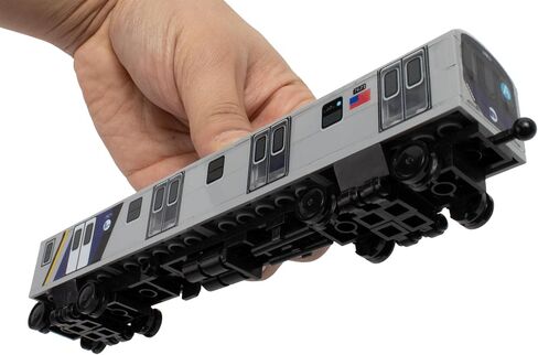 Daron MTA NYC Subway Car Buildable Train Set – Officially Licensed Construction Toy and Free-Wheeling Vehicle for Kids Ages 5+ in Kuwait