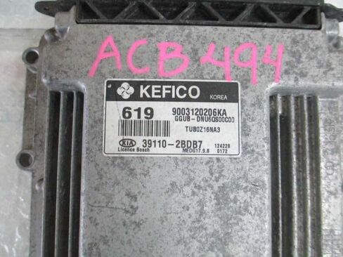 وحدة التحكم ECM للمحرك تناسب 12-13 متوافقة مع KIA Rio 39110-2BDB7 391102BDB7 in Kuwait