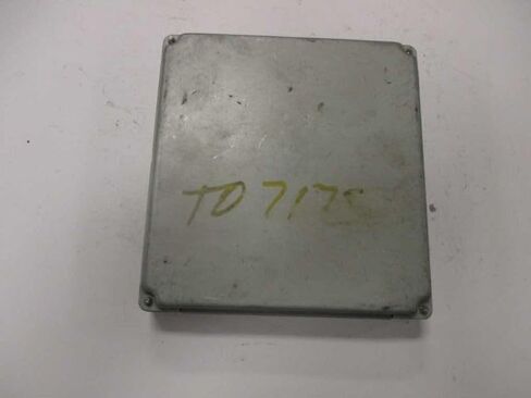 وحدة التحكم في المحرك ECM RWD 2 باب 03-04 إنفينيتي G35 A56-R65 L24 A56R65L24 in Kuwait