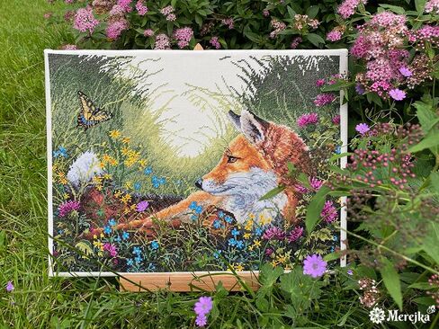 Merejka Cross Stitch Kit – Day Dreaming Fox in Wildflowers K-176 | Zweigart Aida 16 Ecru | 40 DMC Colors | 15×11 in / 38×29 cm in Kuwait